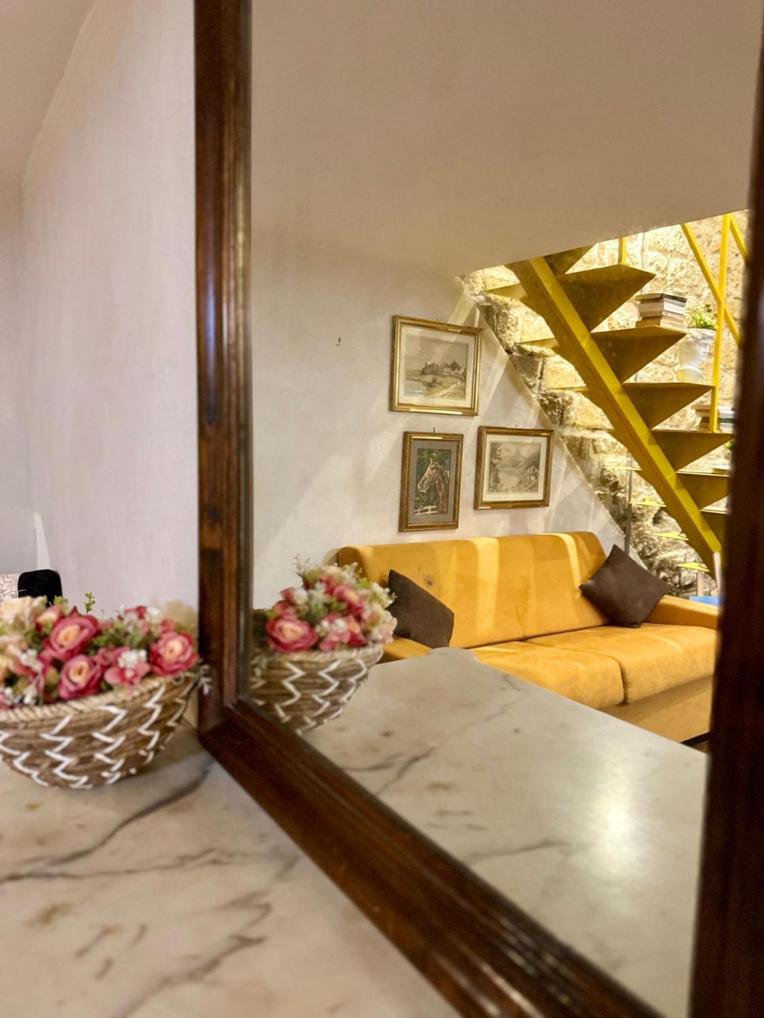 Apartmán Carlito'S House- Un'Intera Casa Al Centro Storico Neapol Exteriér fotografie